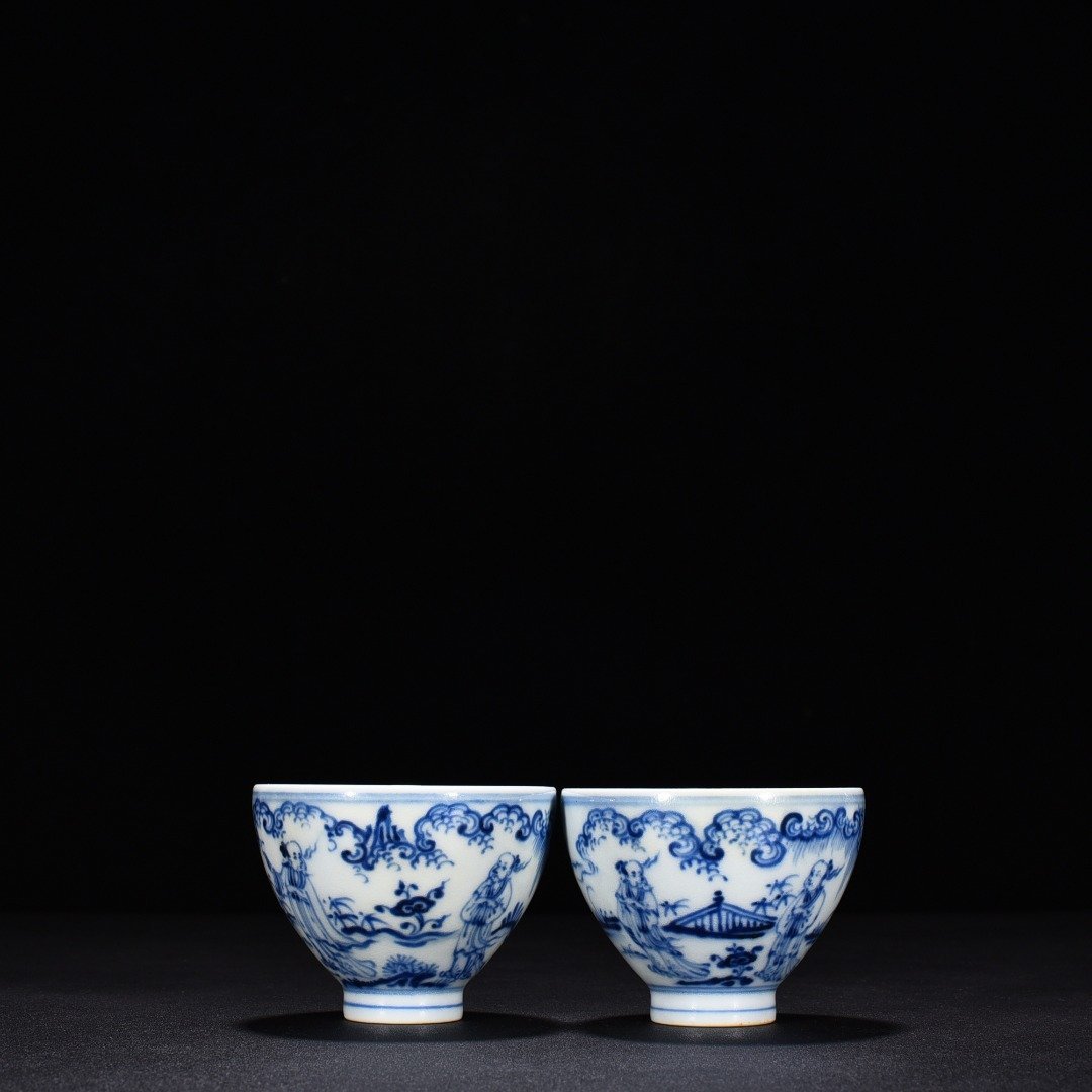 Ming Dynasty Xuande blue and white Taoist figure cup