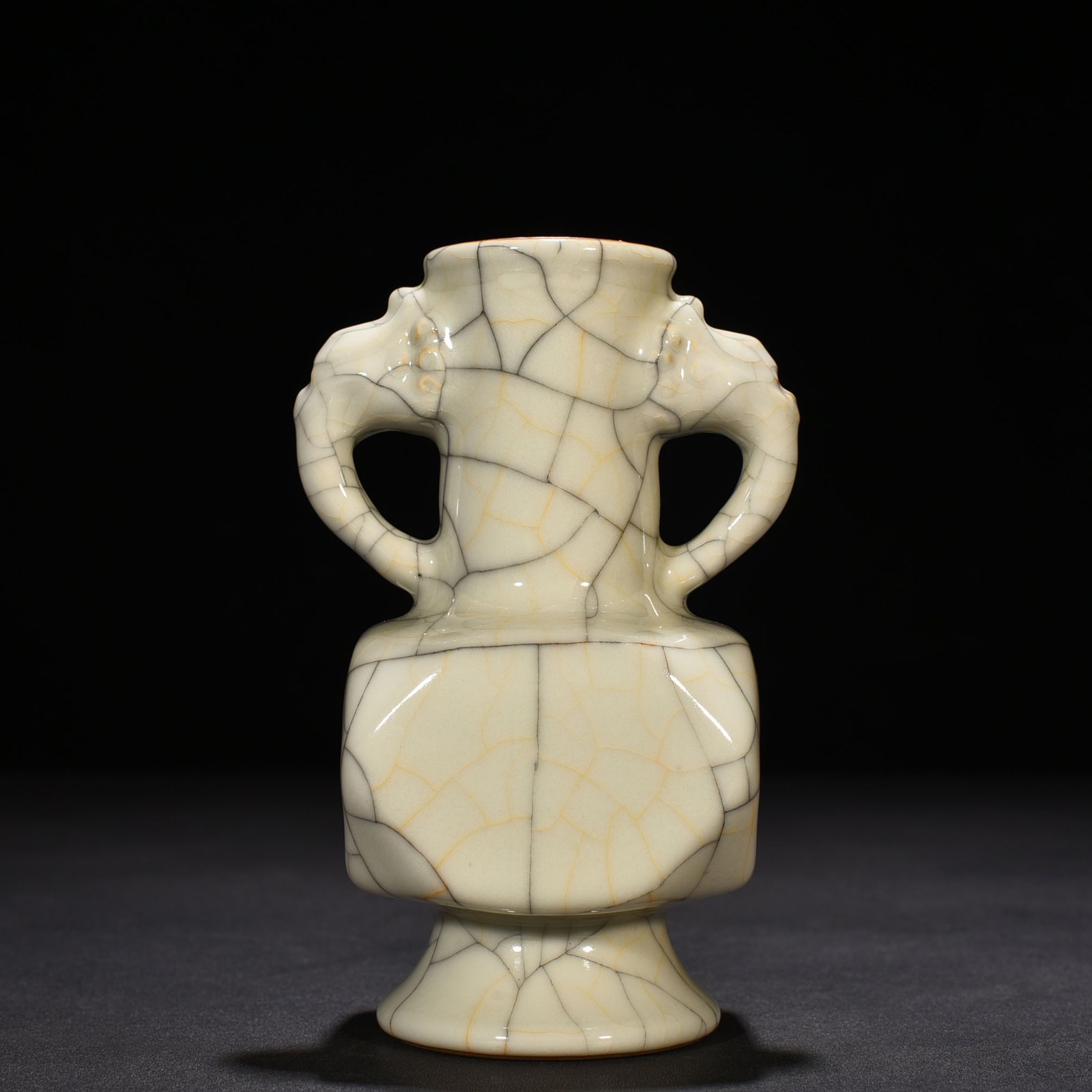 Ming Dynasty Chenghua Ge Kiln Japanese Jiao Bottle