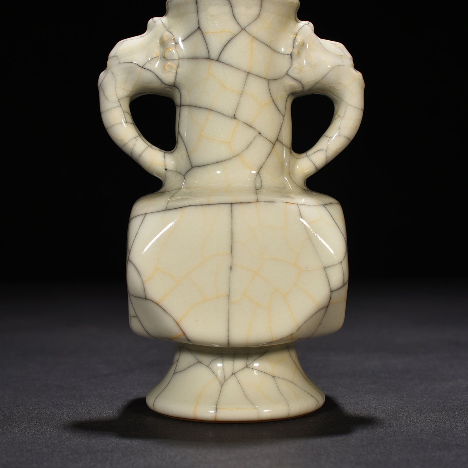Ming Dynasty Chenghua Ge Kiln Japanese Jiao Bottle