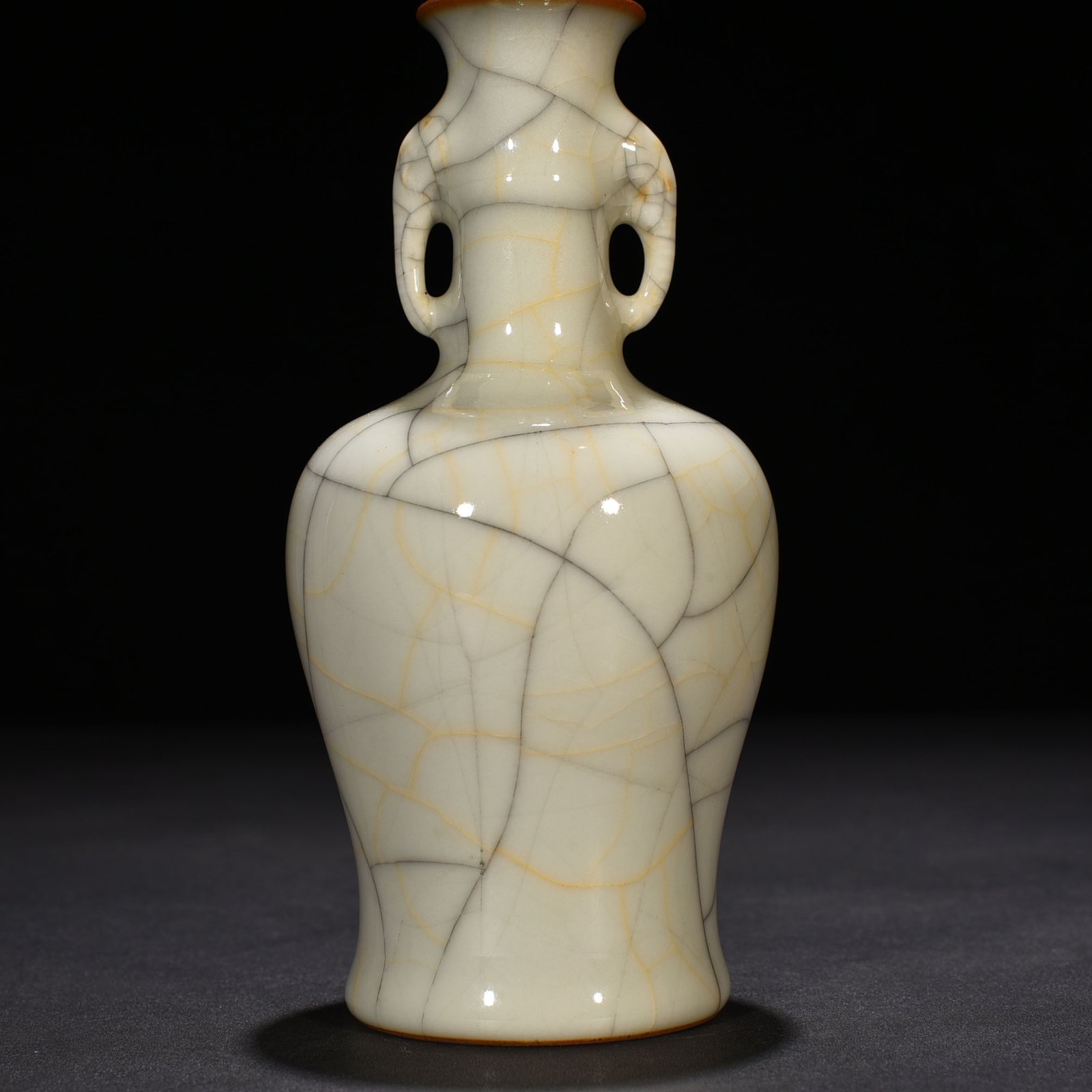 Ming Dynasty Chenghua Ge Kiln Elephant Ear Vase
