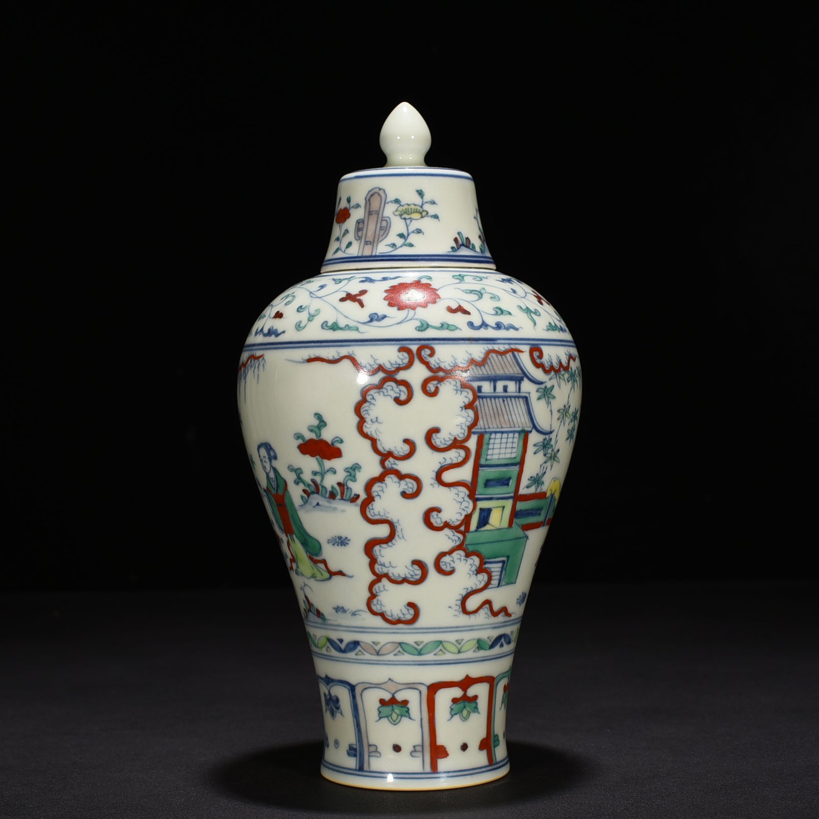 Ming Dynasty Chenghua doucai plum vase with female figures