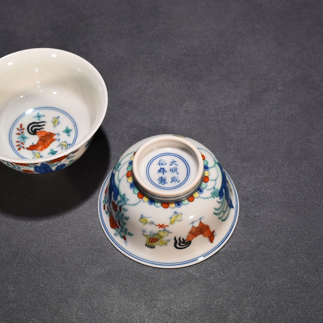 Ming Dynasty Chenghua Doucai Family Portrait Chicken Pattern Cup