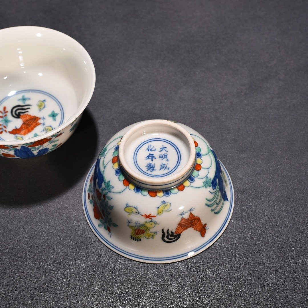 Ming Dynasty Chenghua Doucai Family Portrait Chicken Pattern Cup
