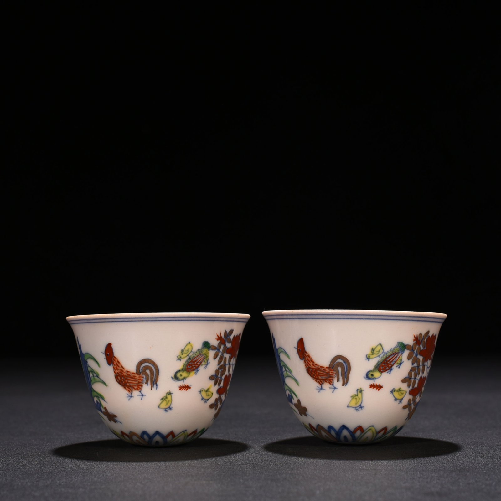 Ming Dynasty Chenghua Doucai Colorful Purple Concubine