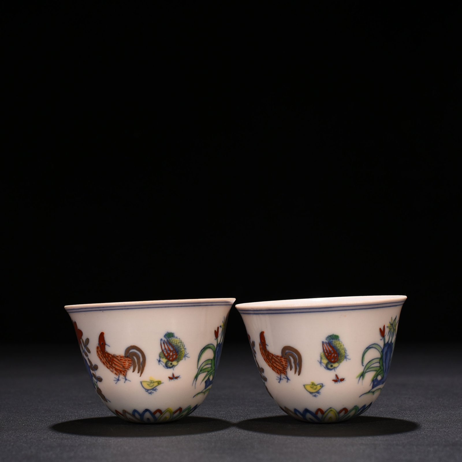 Ming Dynasty Chenghua Doucai Colorful Purple Concubine