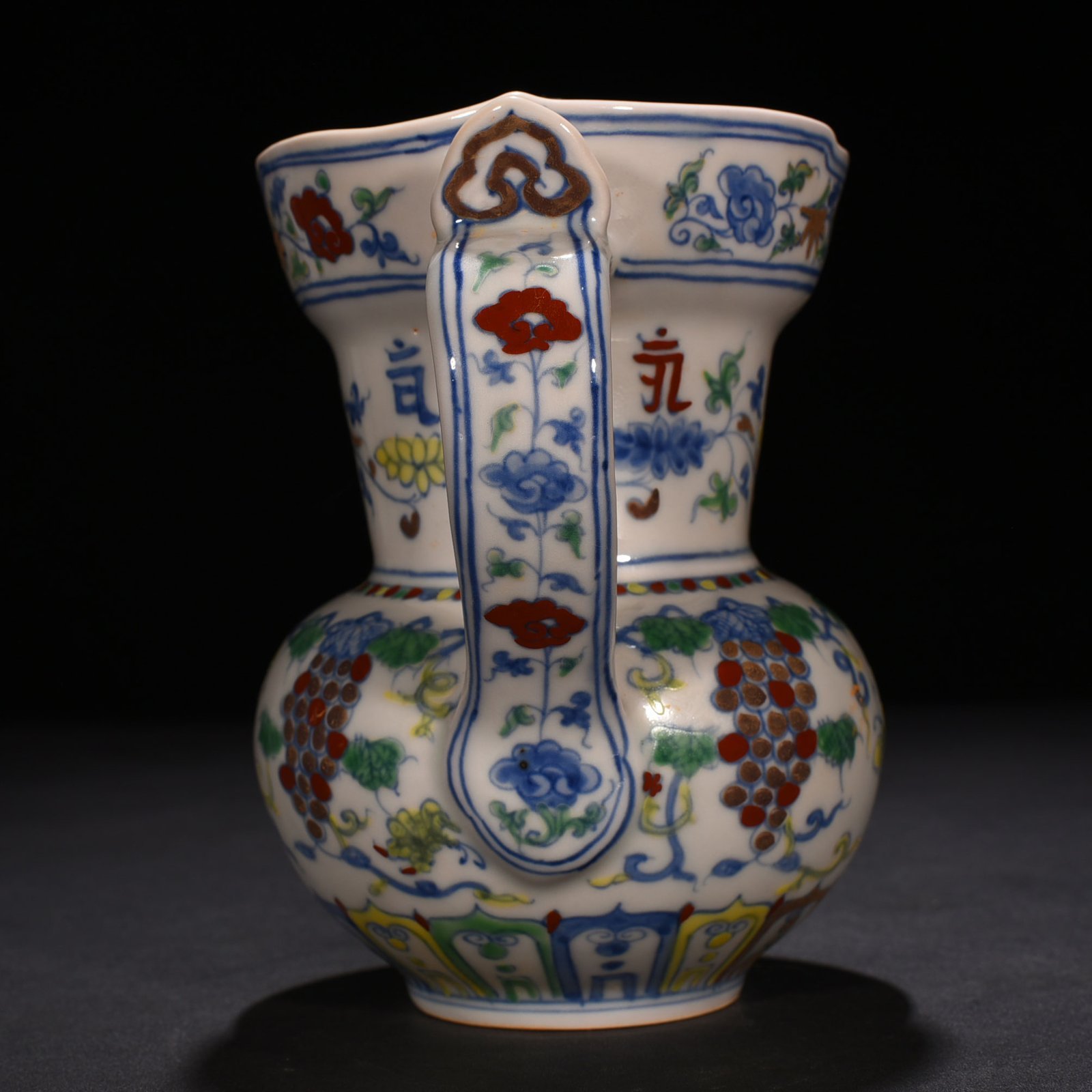 Ming Dynasty Chenghua doucai colorful purple Wan Guifei style monk’s hat pot
