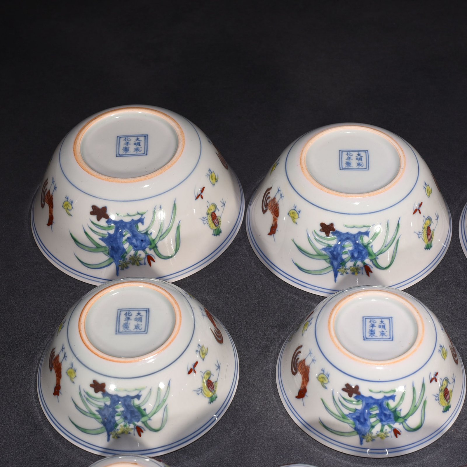 Ming Dynasty Chenghua Doucai colorful family portrait hen pattern bowl