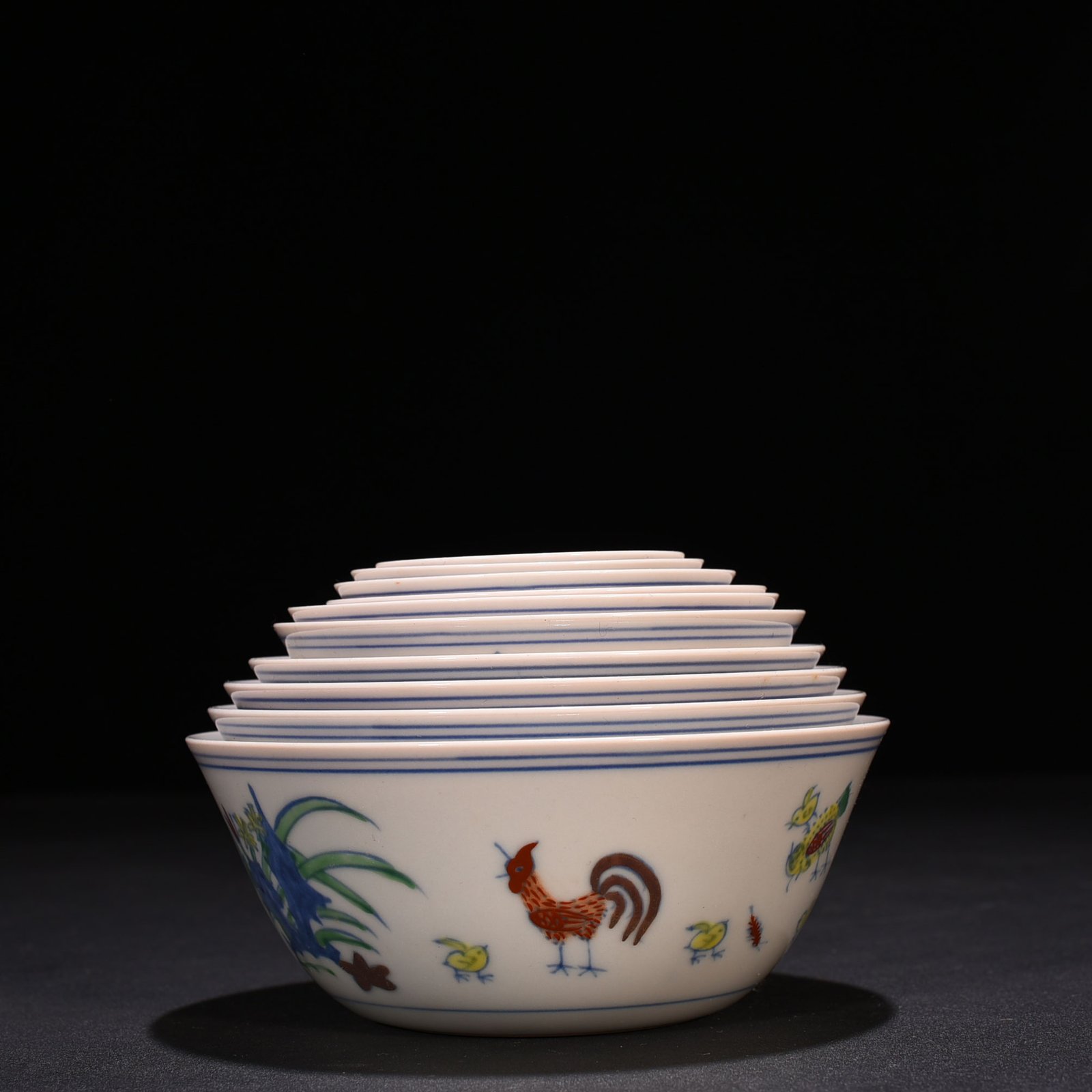 Ming Dynasty Chenghua Doucai colorful family portrait hen pattern bowl