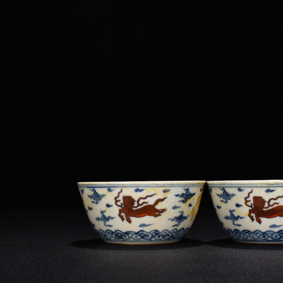 Ming Dynasty Chenghua doucai purple Pegasus pattern cylinder cup
