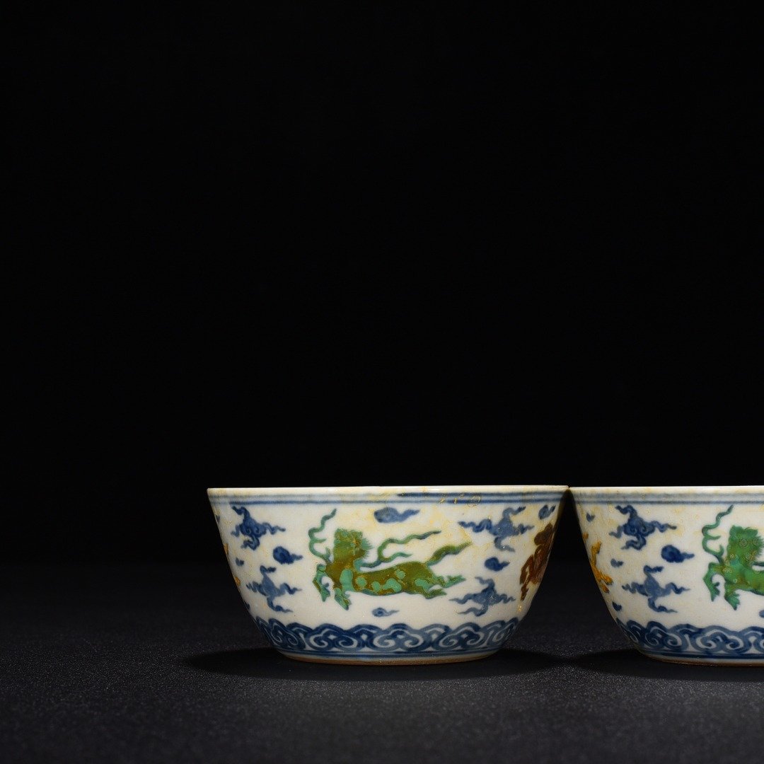 Ming Dynasty Chenghua doucai purple Pegasus pattern cylinder cup