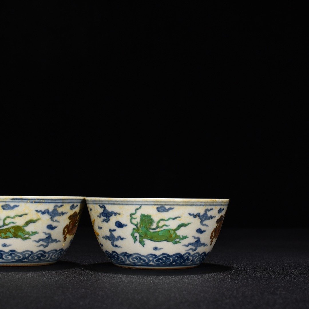 Ming Dynasty Chenghua doucai purple Pegasus pattern cylinder cup