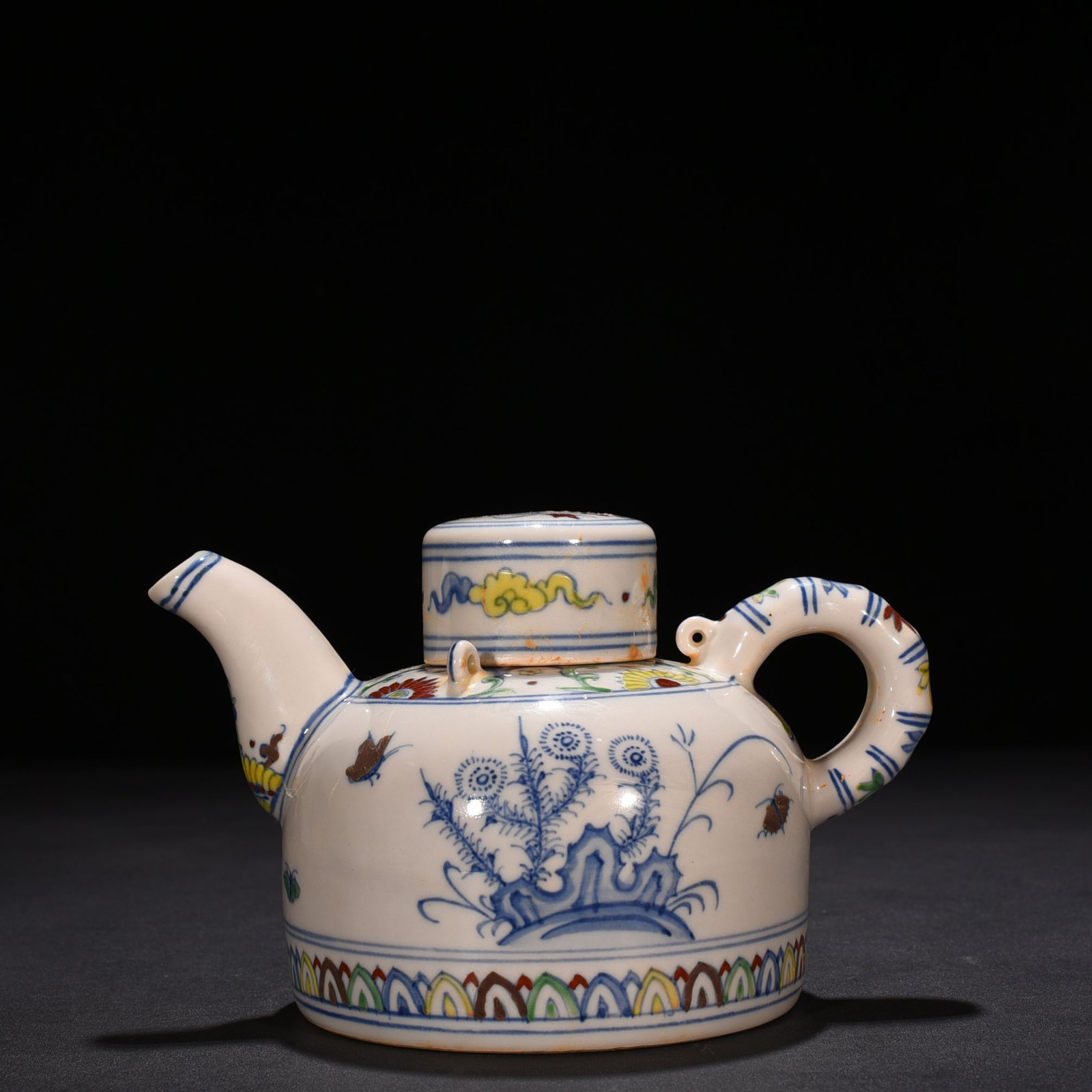 Ming Dynasty Chenghua Doucai colorful purple royal concubine style bamboo pot