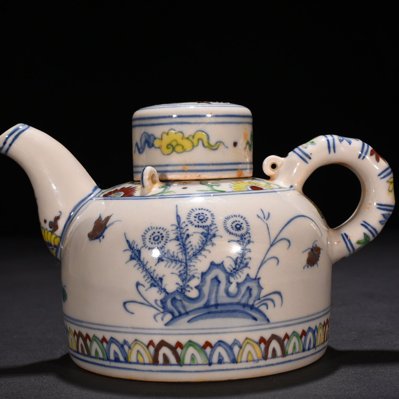 Ming Dynasty Chenghua Doucai colorful purple royal concubine style bamboo pot