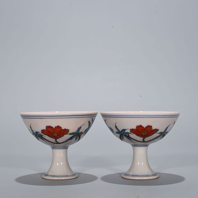 Ming Dynasty Chenghua doucai purple okra pattern stem cup