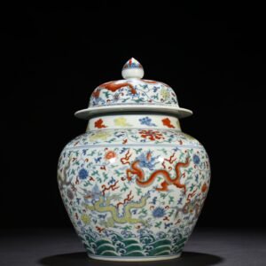 Ming Dynasty Chenghua Dou Cai purple wrapped branches and nine dragon pattern general jar