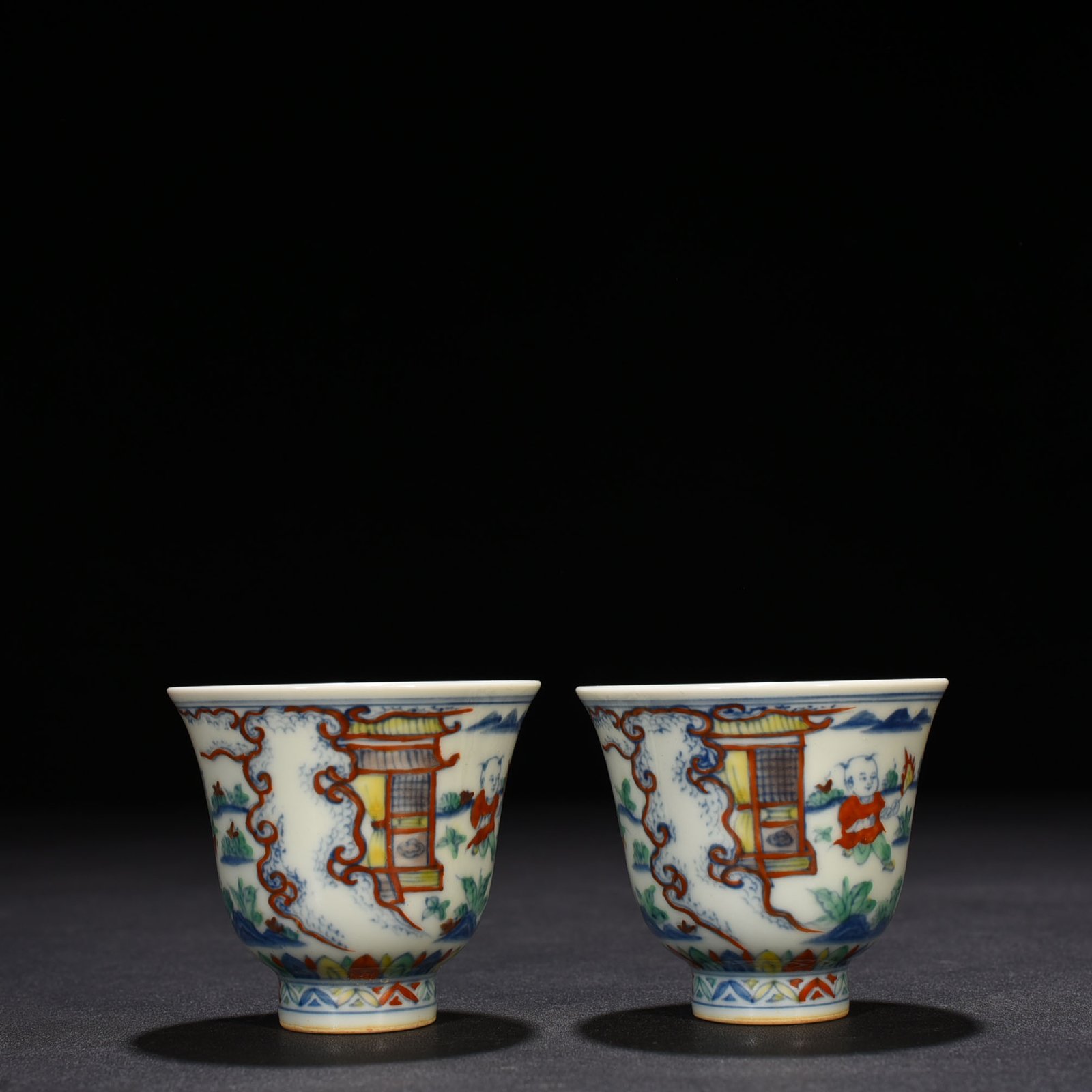 Ming Dynasty Chenghua Dou Colorful Infant Playing Cup