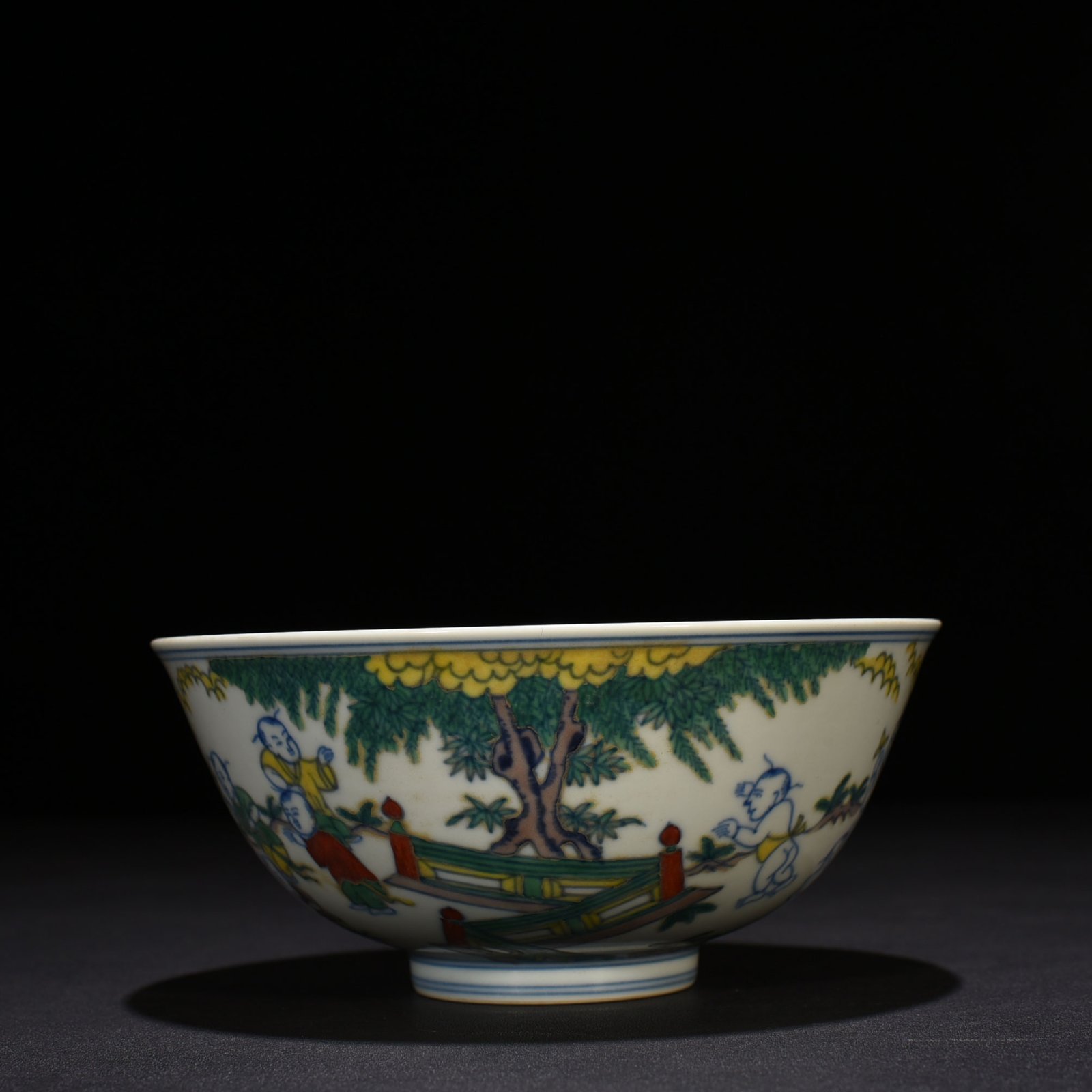 Ming Dynasty Chenghua Dou Colorful Baby Playing Bowl