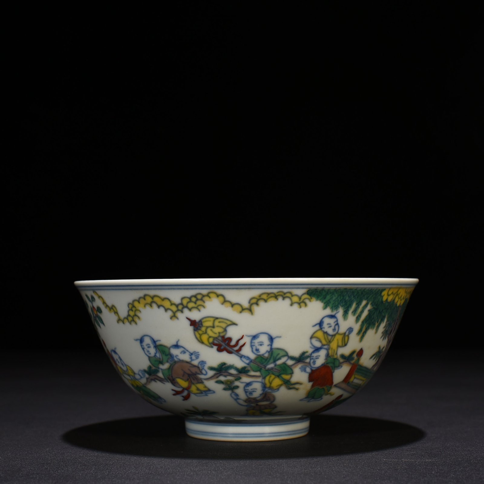 Ming Dynasty Chenghua Dou Colorful Baby Playing Bowl