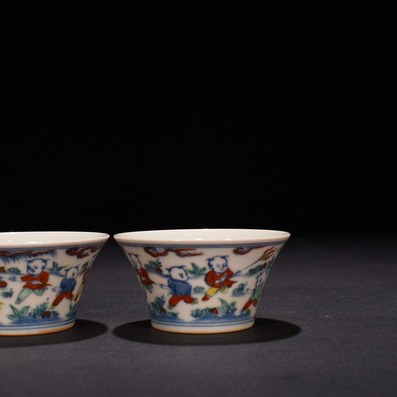 Ming Dynasty Chenghua Dou Colorful Horseshoe Cup with Infant Play Pattern