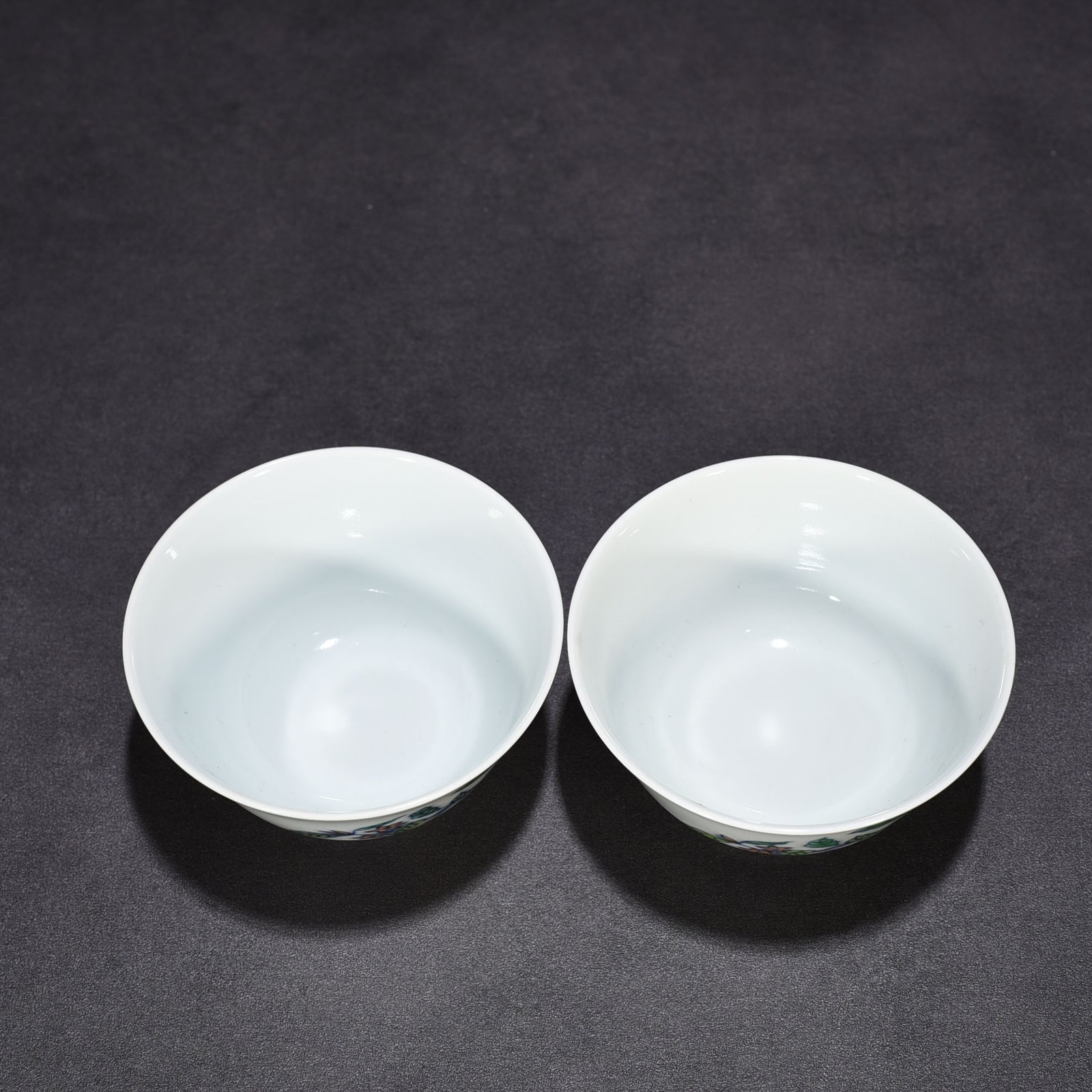 Ming Dynasty Chenghua doucai cup with folded branches flowers and fruits