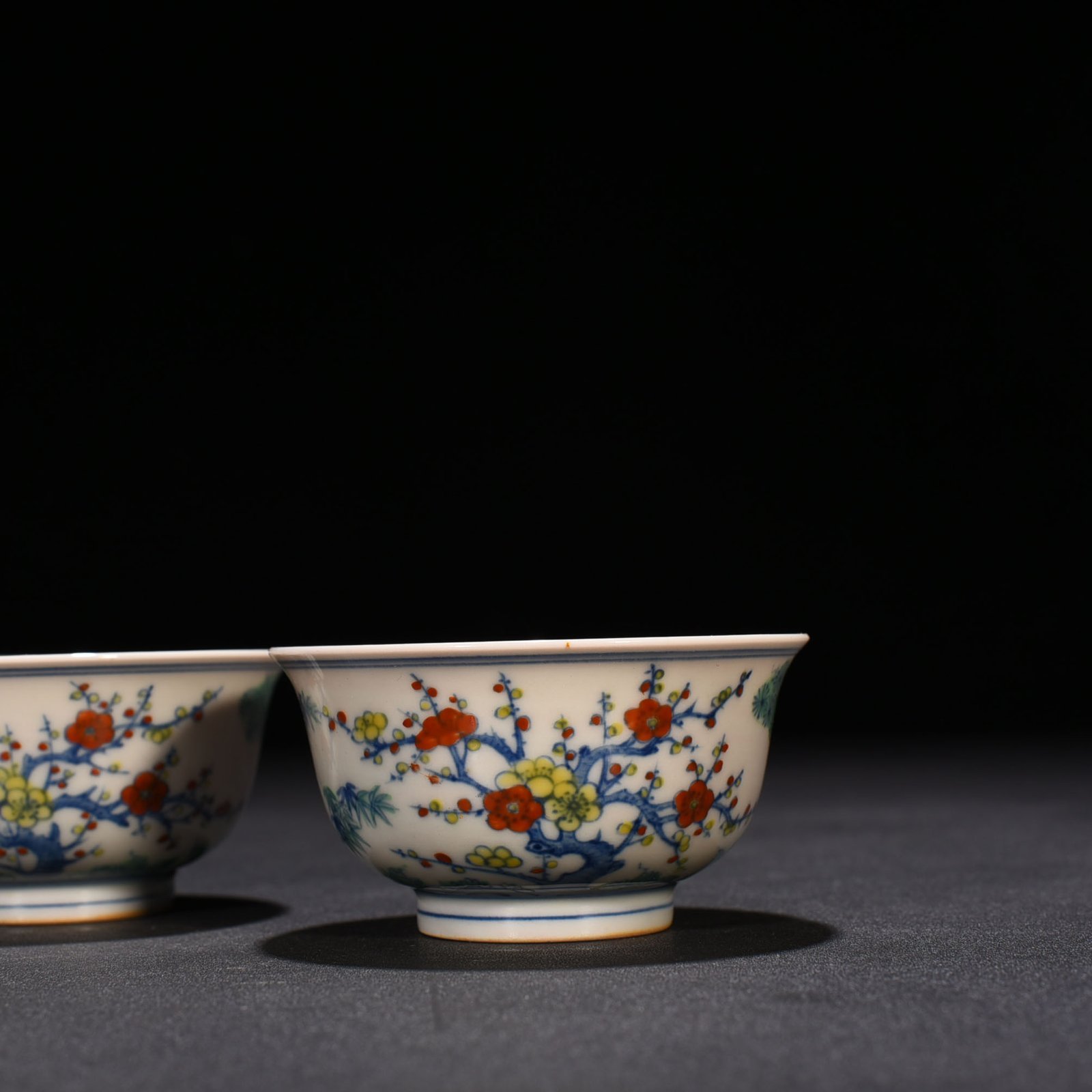 Ming Dynasty Chenghua cup with pine