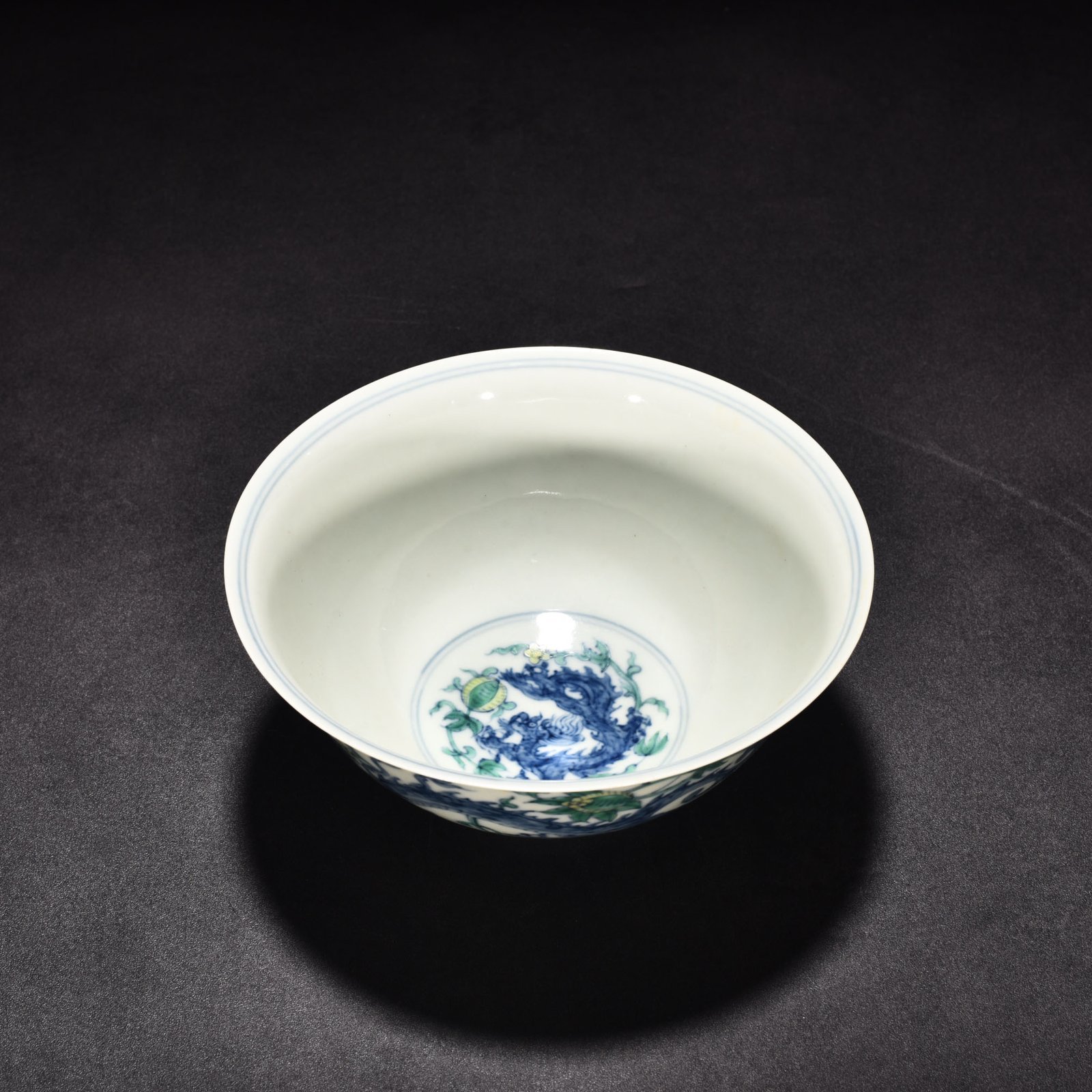 Ming Dynasty Chenghua palace bowl with melon fruit and dragon