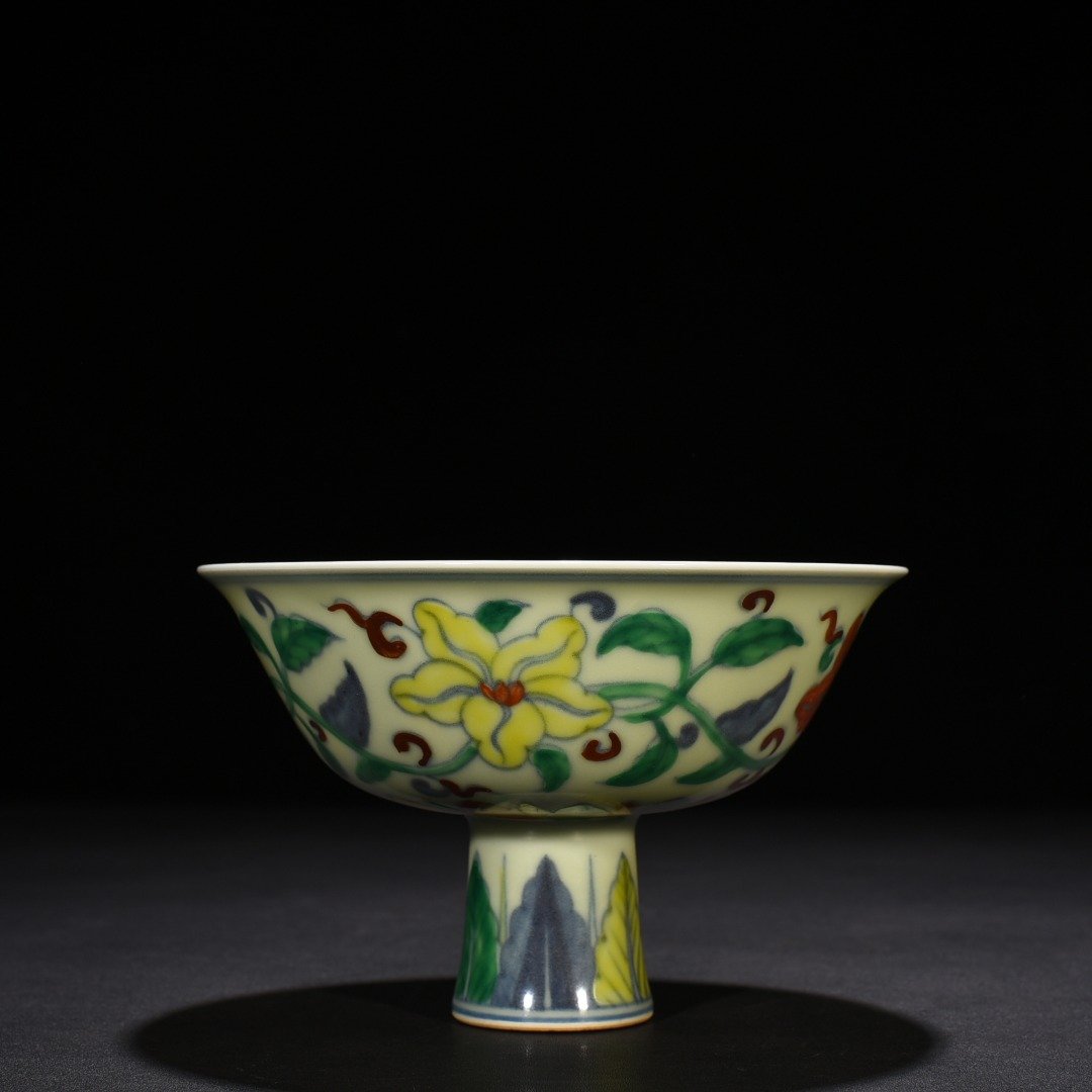 Ming Dynasty Chenghua tall bowl with okra