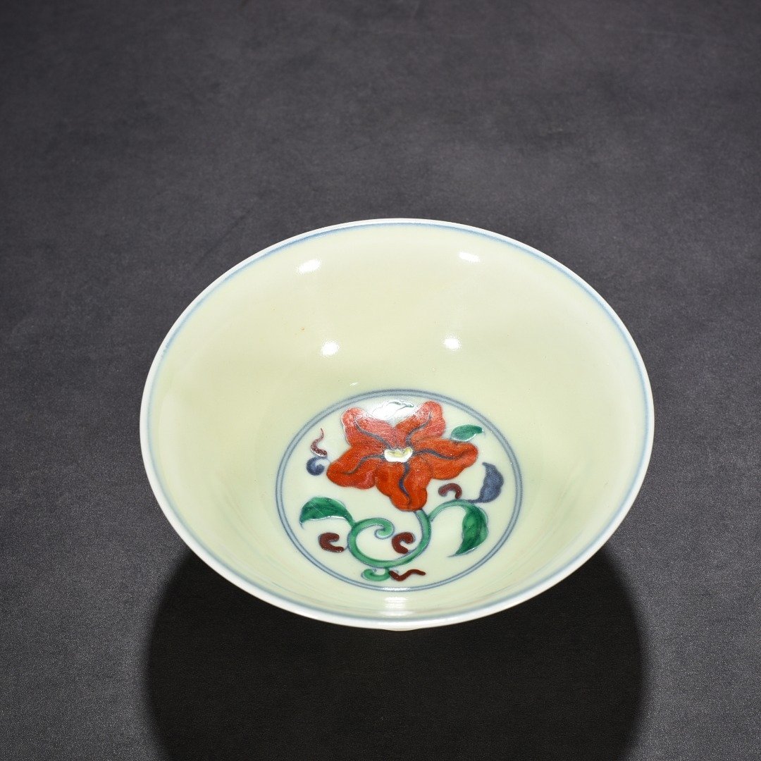 Ming Dynasty Chenghua tall bowl with okra