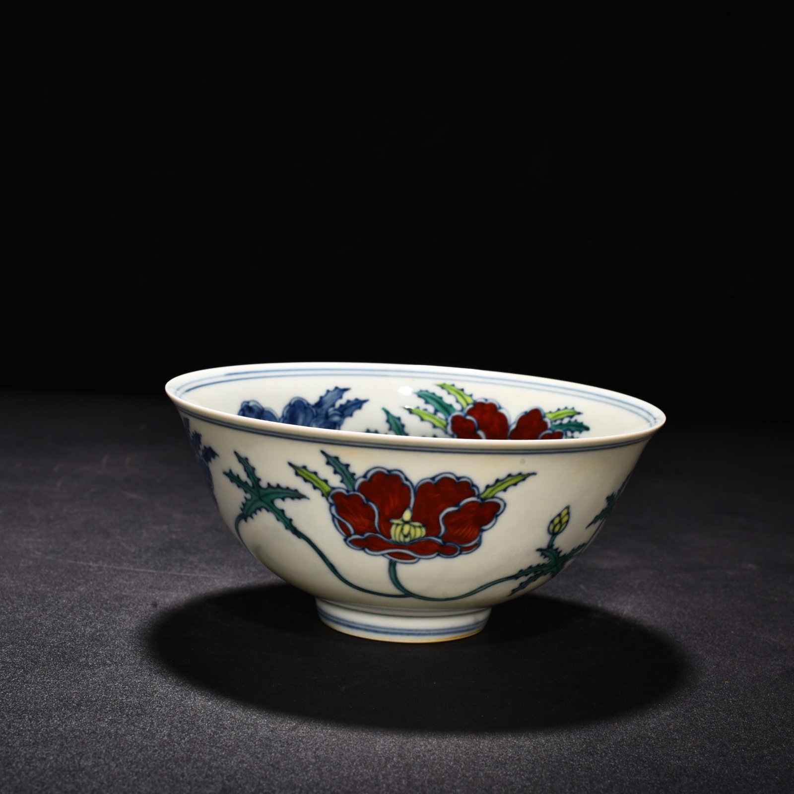 Ming Dynasty Chenghua okra flower palace-style bowl