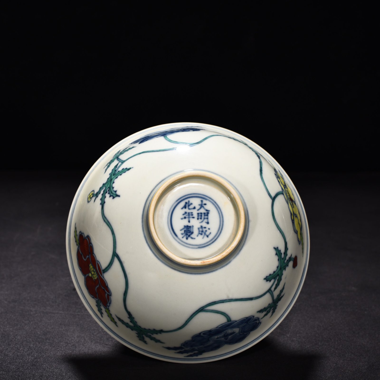 Ming Dynasty Chenghua okra flower palace-style bowl