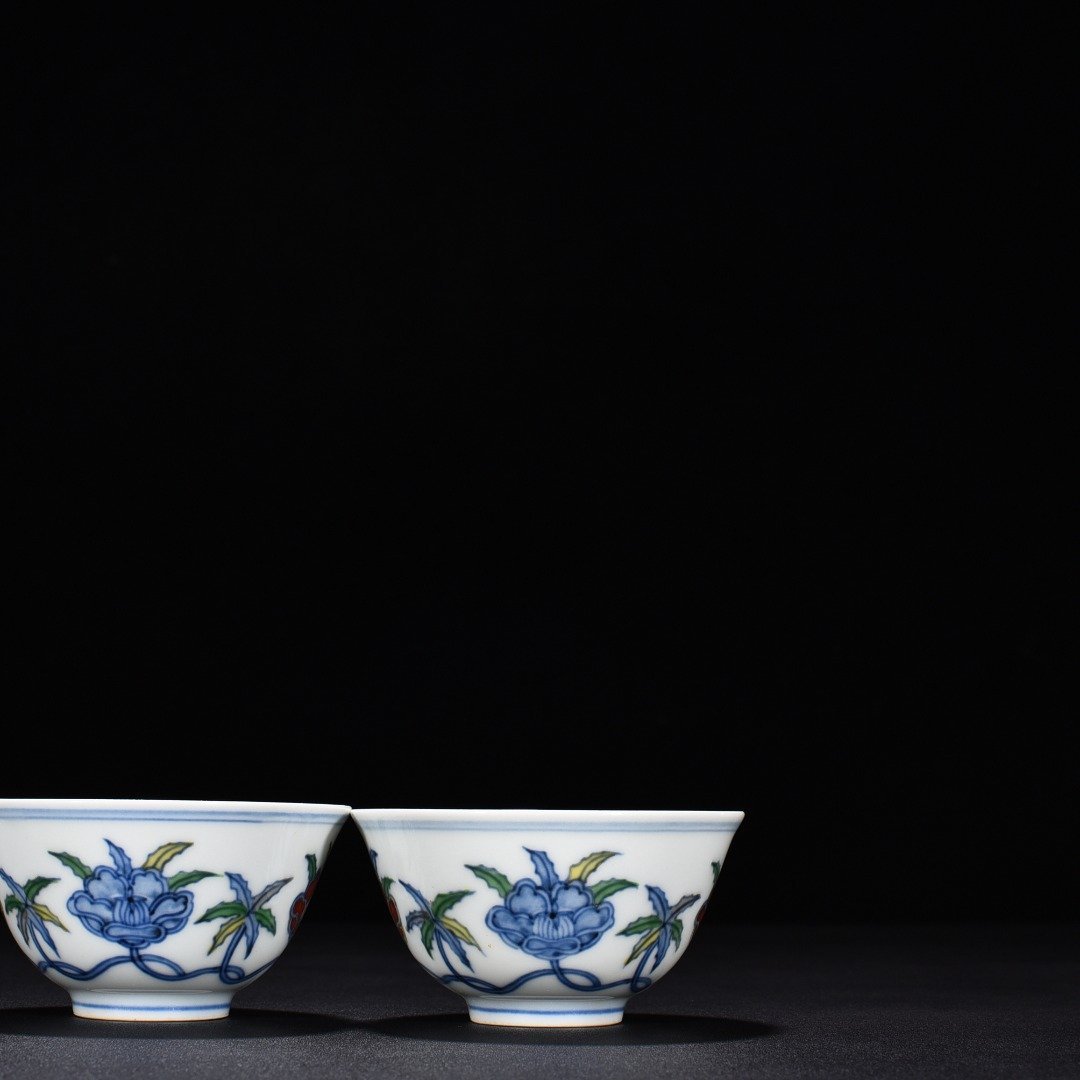 Ming Dynasty Chenghua okra flower cup