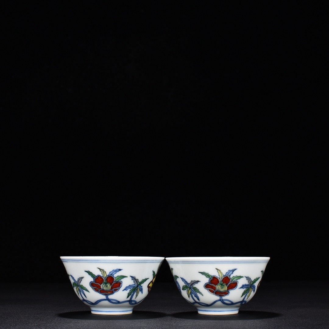 Ming Dynasty Chenghua okra flower cup