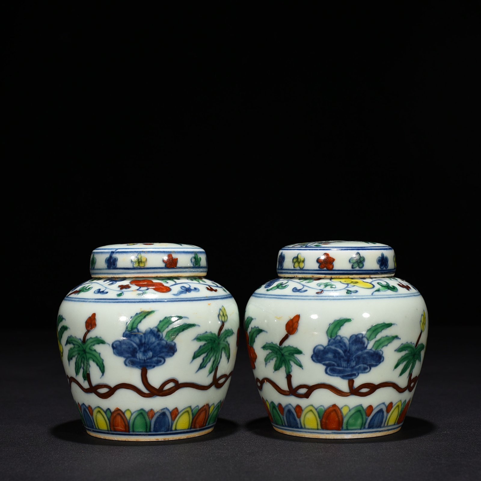 Ming Dynasty Chenghua Tianzi Jar with entwined branches and florals