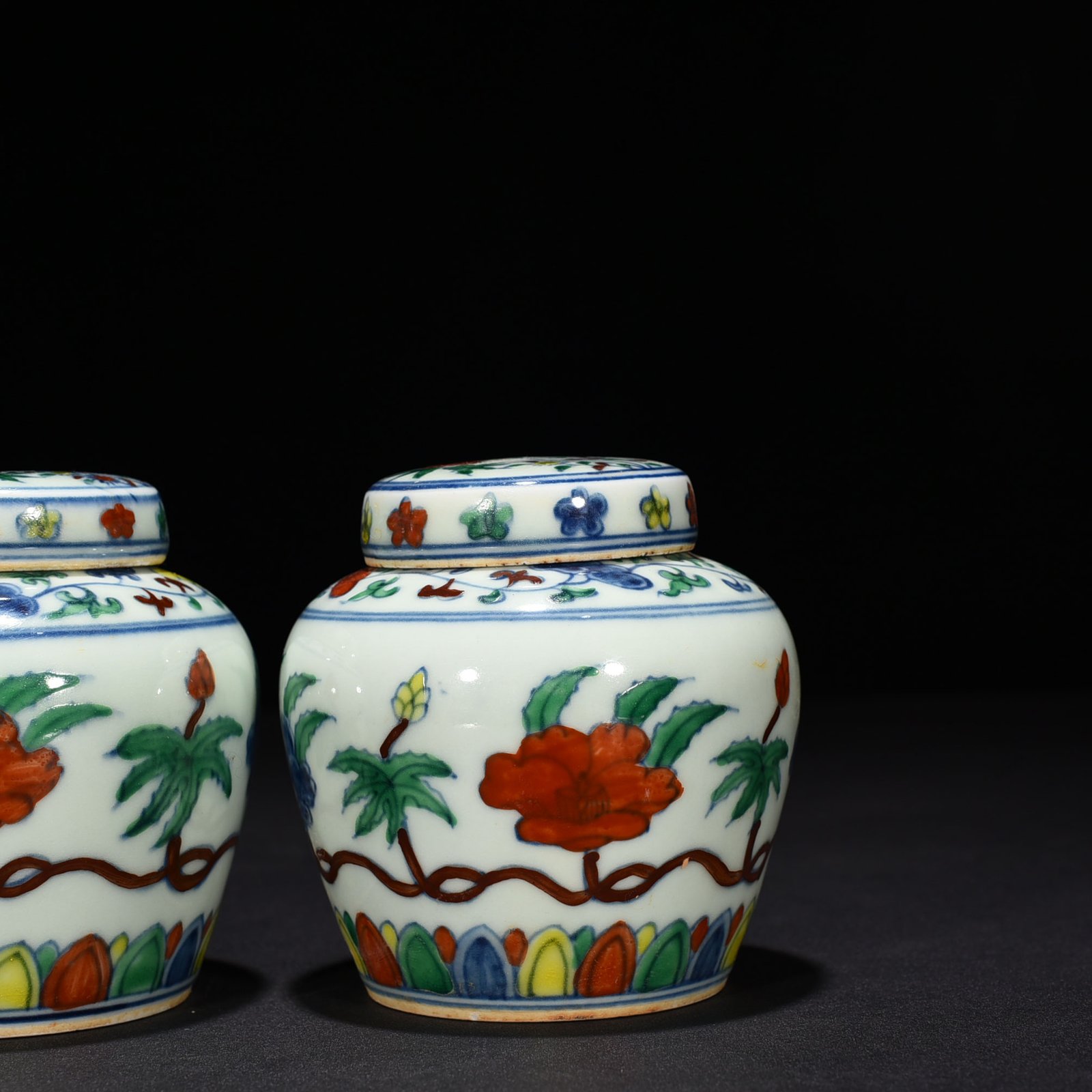 Ming Dynasty Chenghua Tianzi Jar with entwined branches and florals