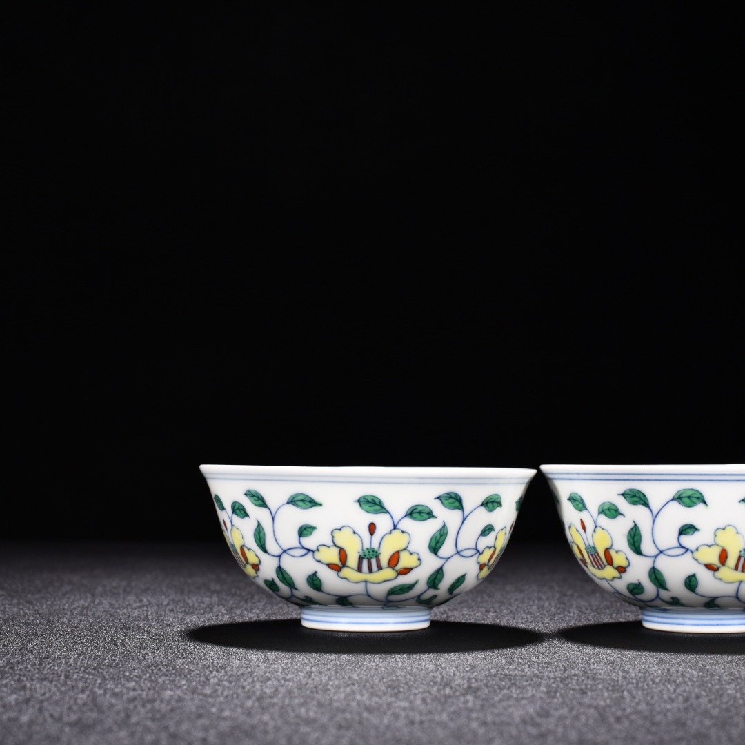 Ming Dynasty Chenghua doucai cup with branches and flowers