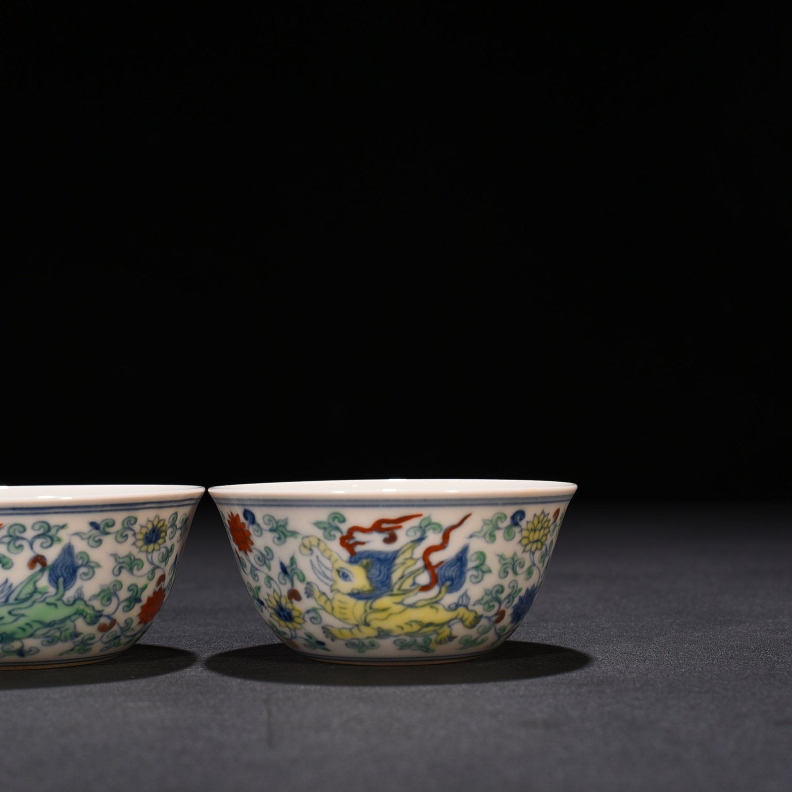 Ming Dynasty Chenghua vat cup with branches and flying elephant