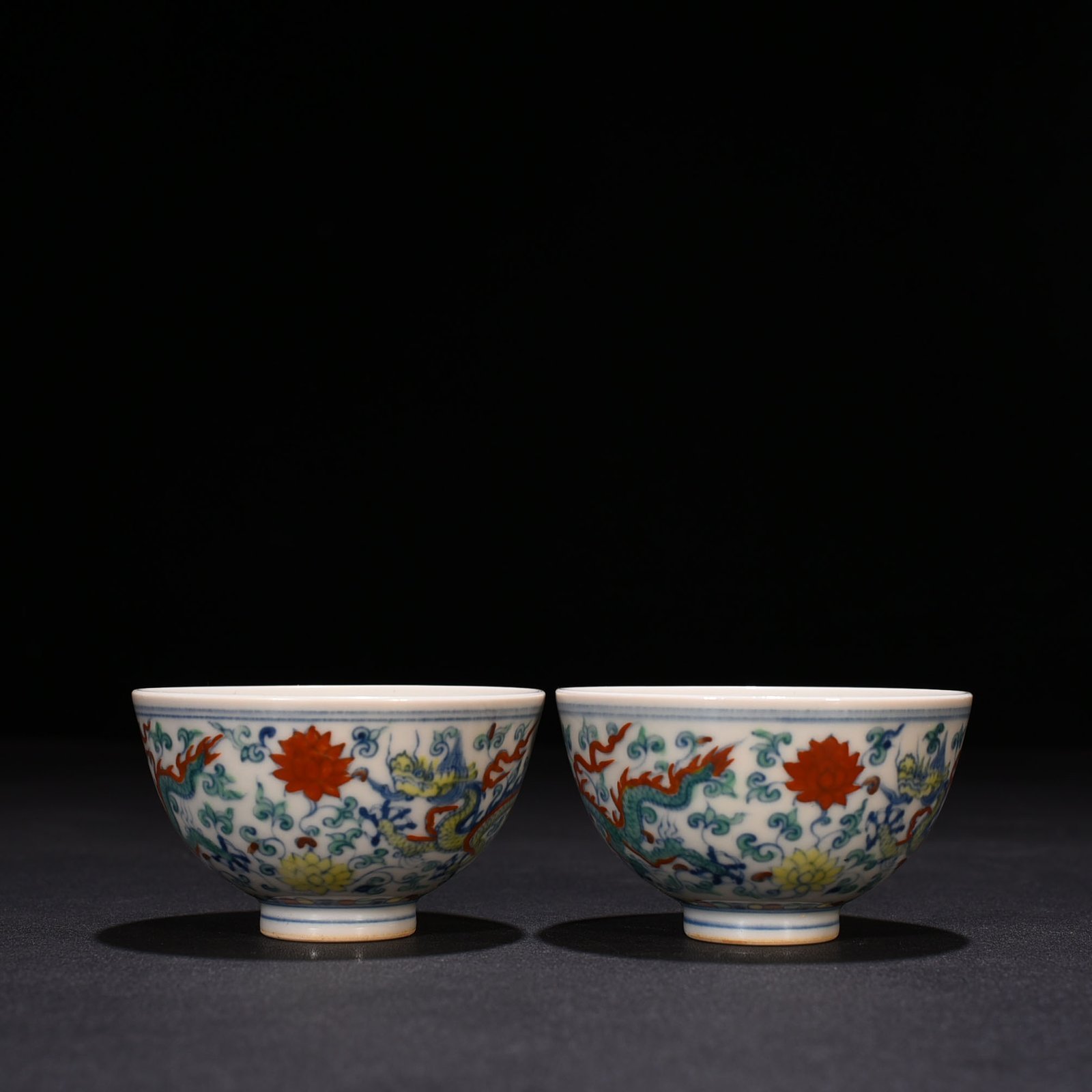 Ming Dynasty Chenghua chicken heart cup with wrapped branches and dragon