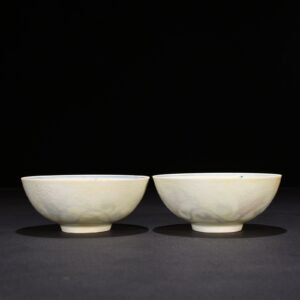 Ming Dynasty Chenghua floral okra thin bowl