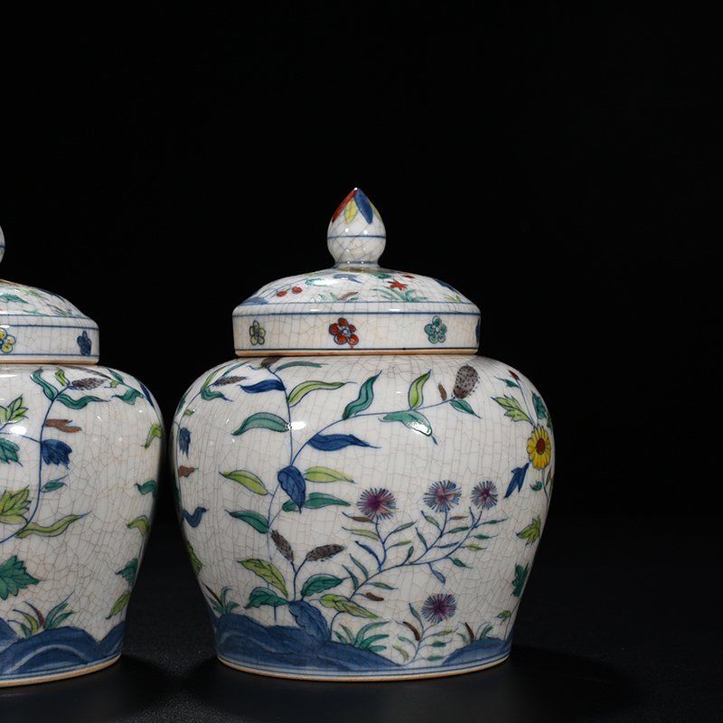 Ming Dynasty Chenghua flower sky-shaped jar lid jar