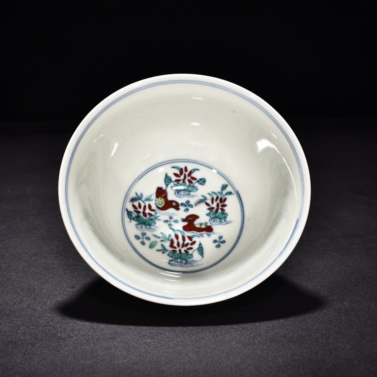 Ming Dynasty Chenghua Lotus Pond Palace-style bowl