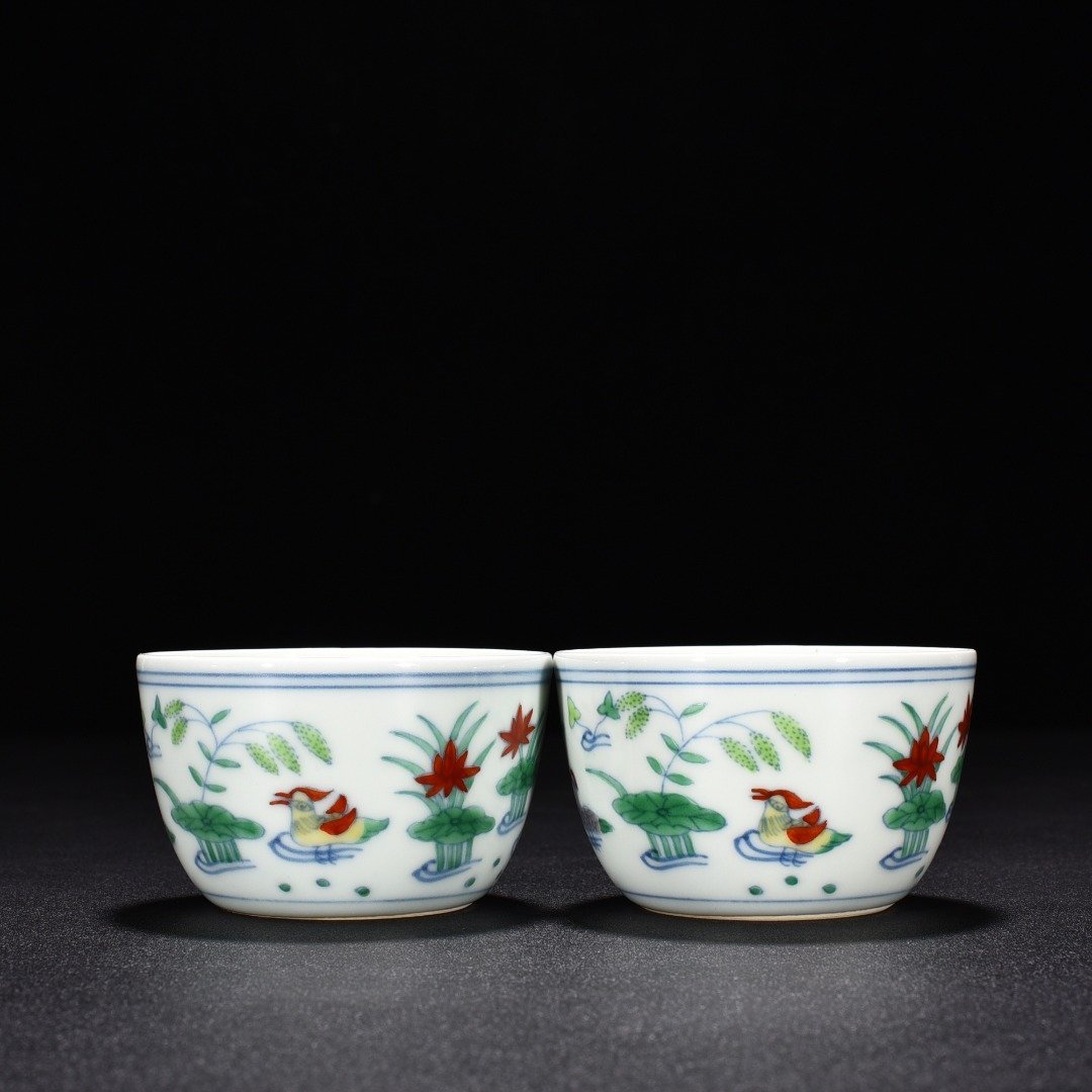 Ming Dynasty Chenghua Dou Colorful Lotus Pond Cup with Mandarin Duck