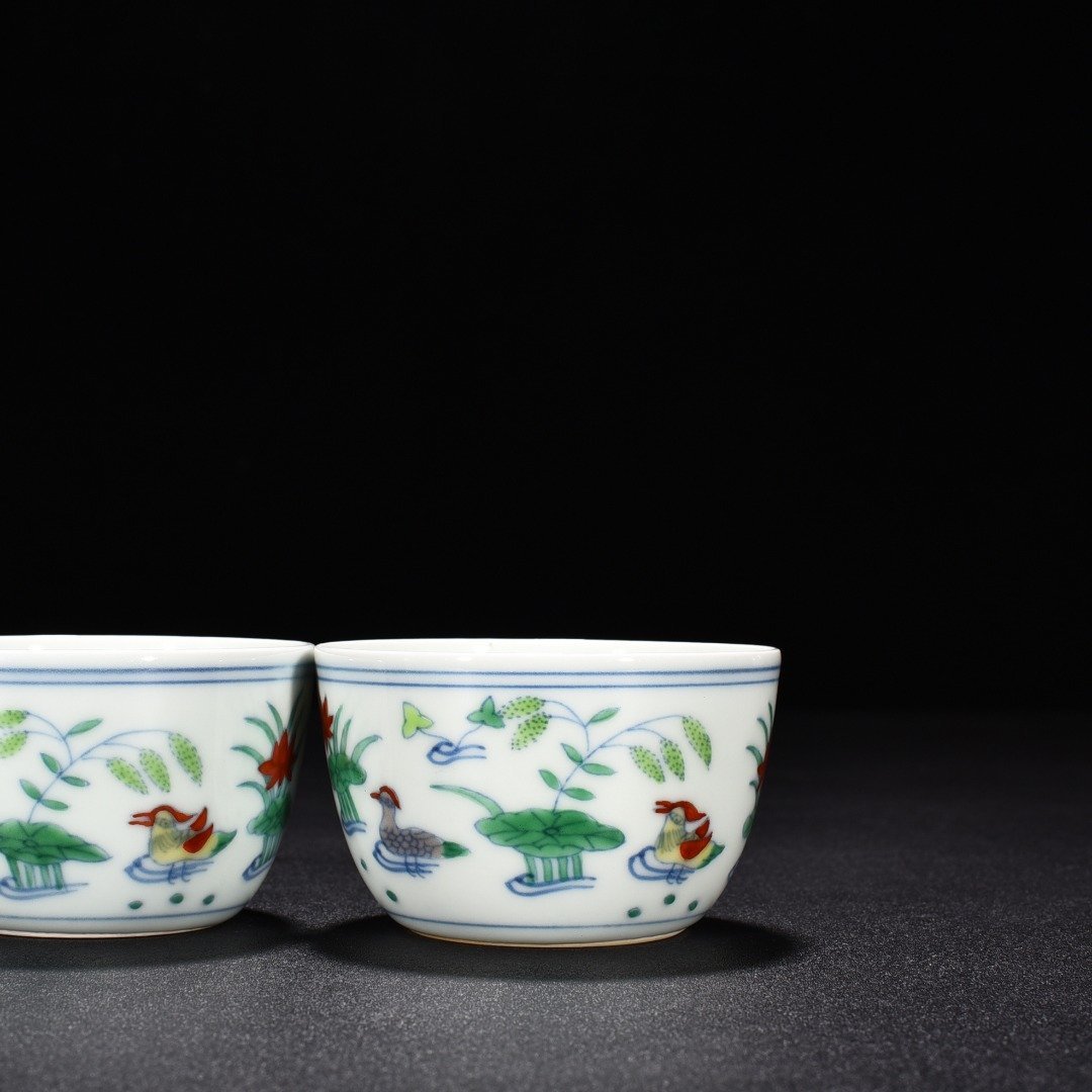 Ming Dynasty Chenghua Dou Colorful Lotus Pond Cup with Mandarin Duck