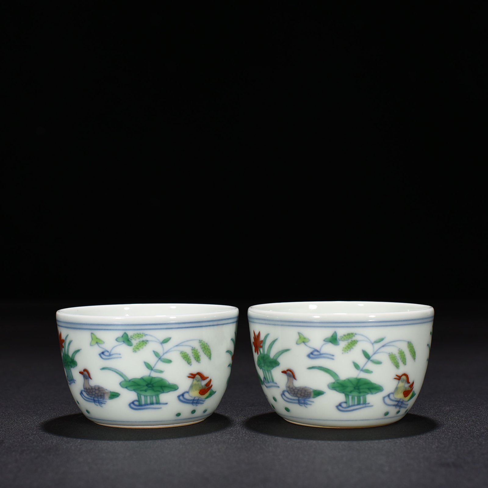 Ming Dynasty Chenghua Dou Colorful Lotus Pond Urn Cup with Mandarin Duck