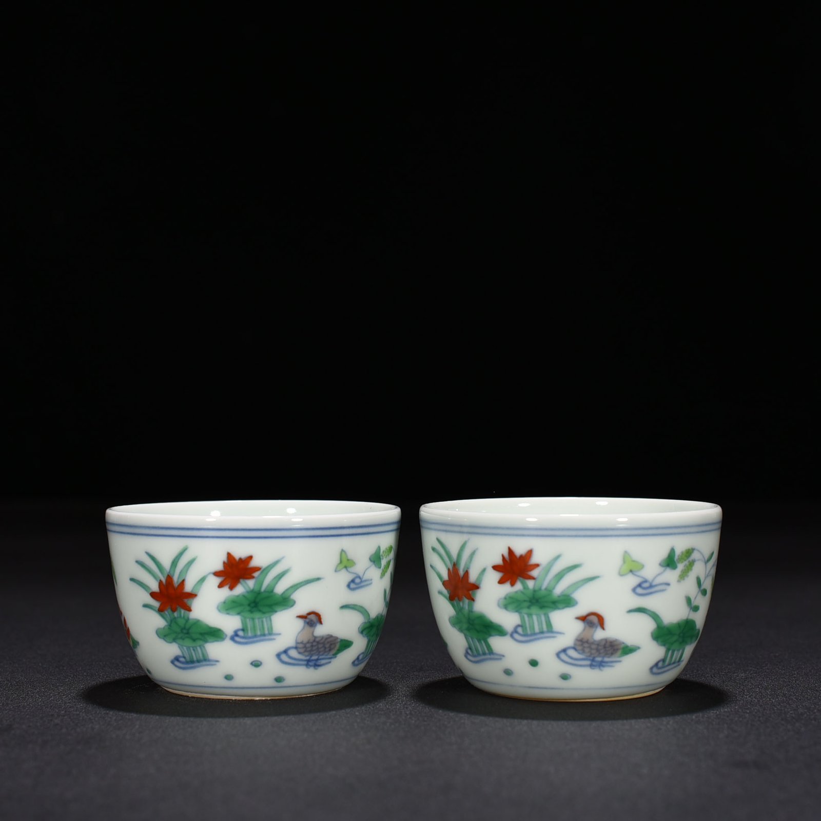 Ming Dynasty Chenghua Dou Colorful Lotus Pond Urn Cup with Mandarin Duck