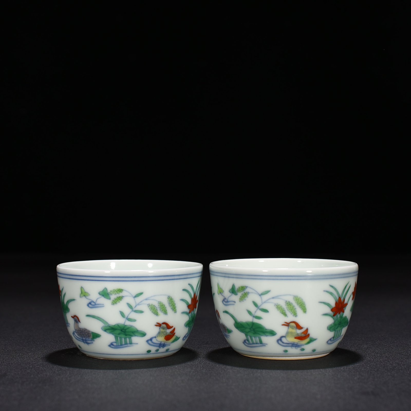 Ming Dynasty Chenghua Dou Colorful Lotus Pond Urn Cup with Mandarin Duck
