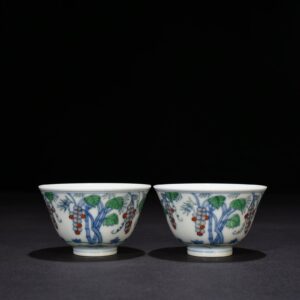 Ming Dynasty Chenghua Grape Cup