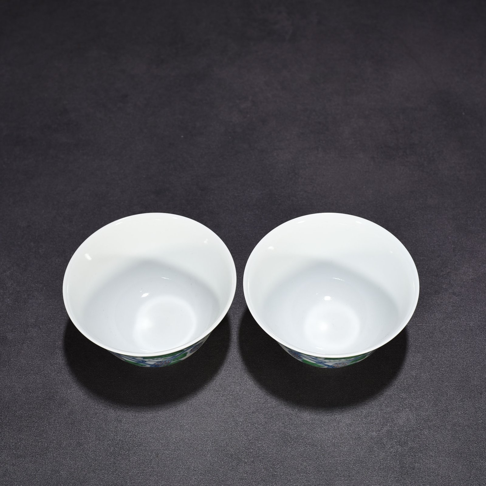 Ming Dynasty Chenghua Grape Cup