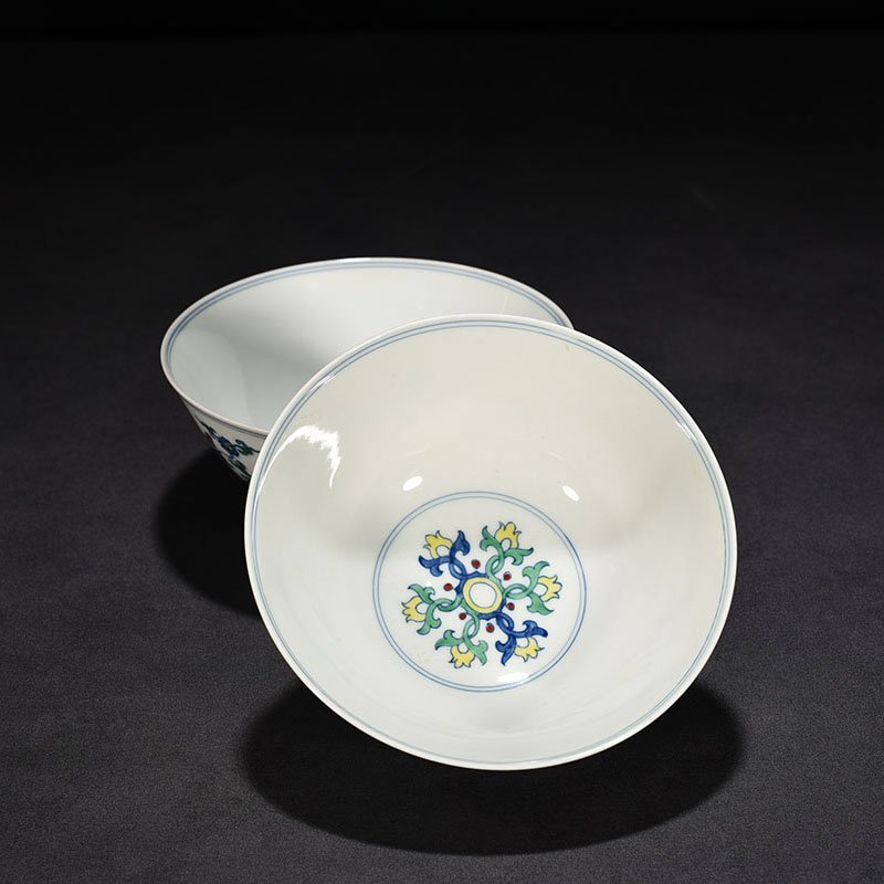 Ming Dynasty Chenghua Palace Bowl