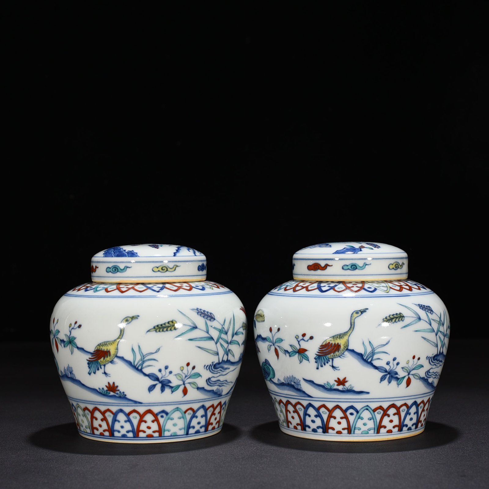 Ming Dynasty Chenghua  Suzhou Food Tianzi Jar