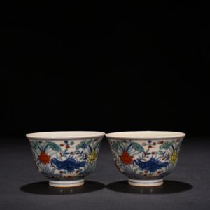 Ming Dynasty Chenghua Fish and Algae Cup
